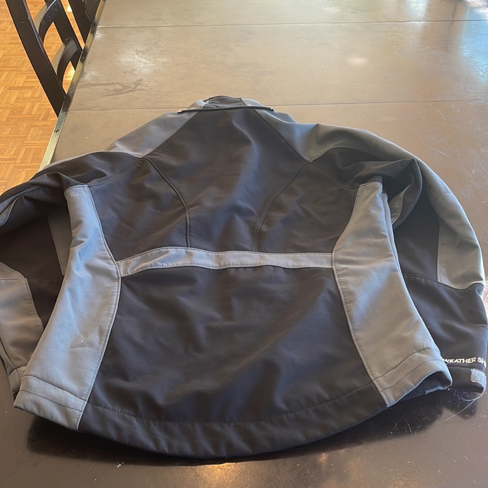 Avalanche Lightweight Ski Jacket - image 3